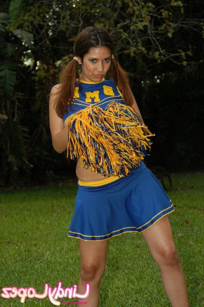 20P Pictures of Lindy Lopez giving you a sexy cheer