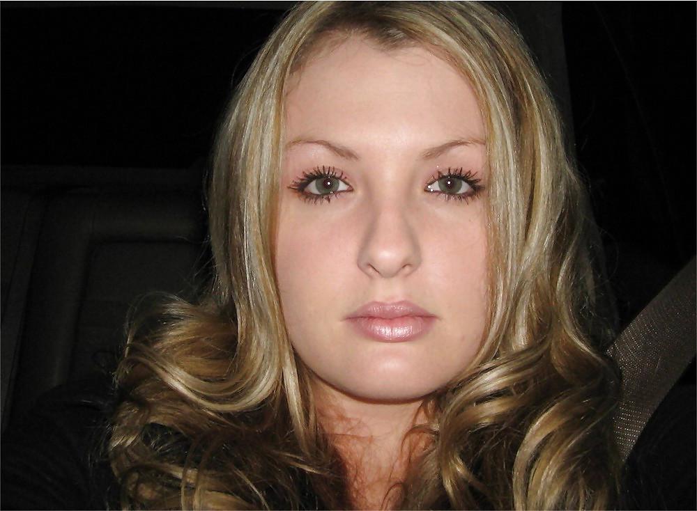 12P Hot Curvy Slut From, SmutDates.com