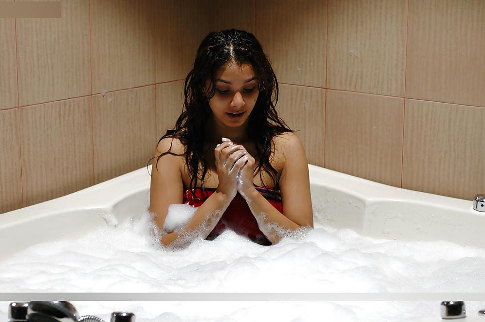7P Bathing Teen