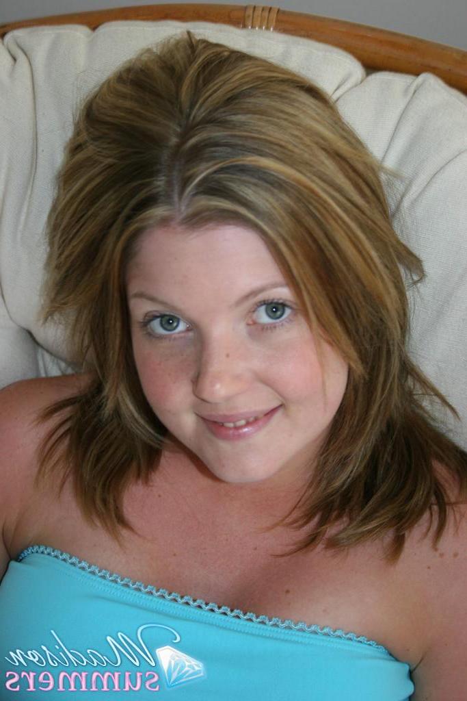 20P Pictures of teen hottie Madison Summers giving you a hot topless tease