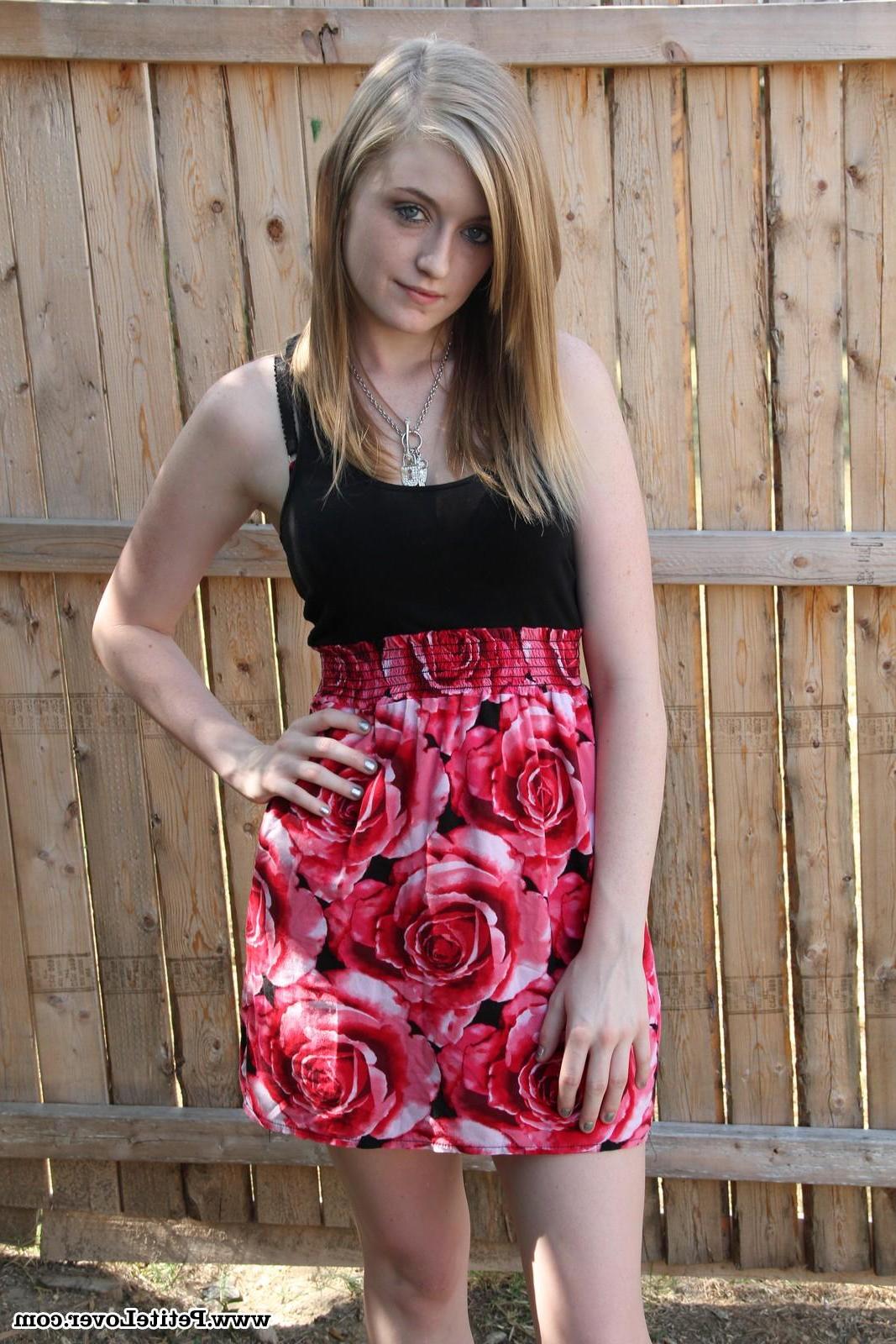 16P Blonde teen Mandy Roe strips out of her dress outside
