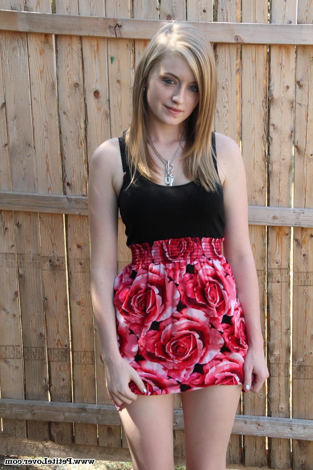 16P Blonde teen Mandy Roe strips out of her dress outside