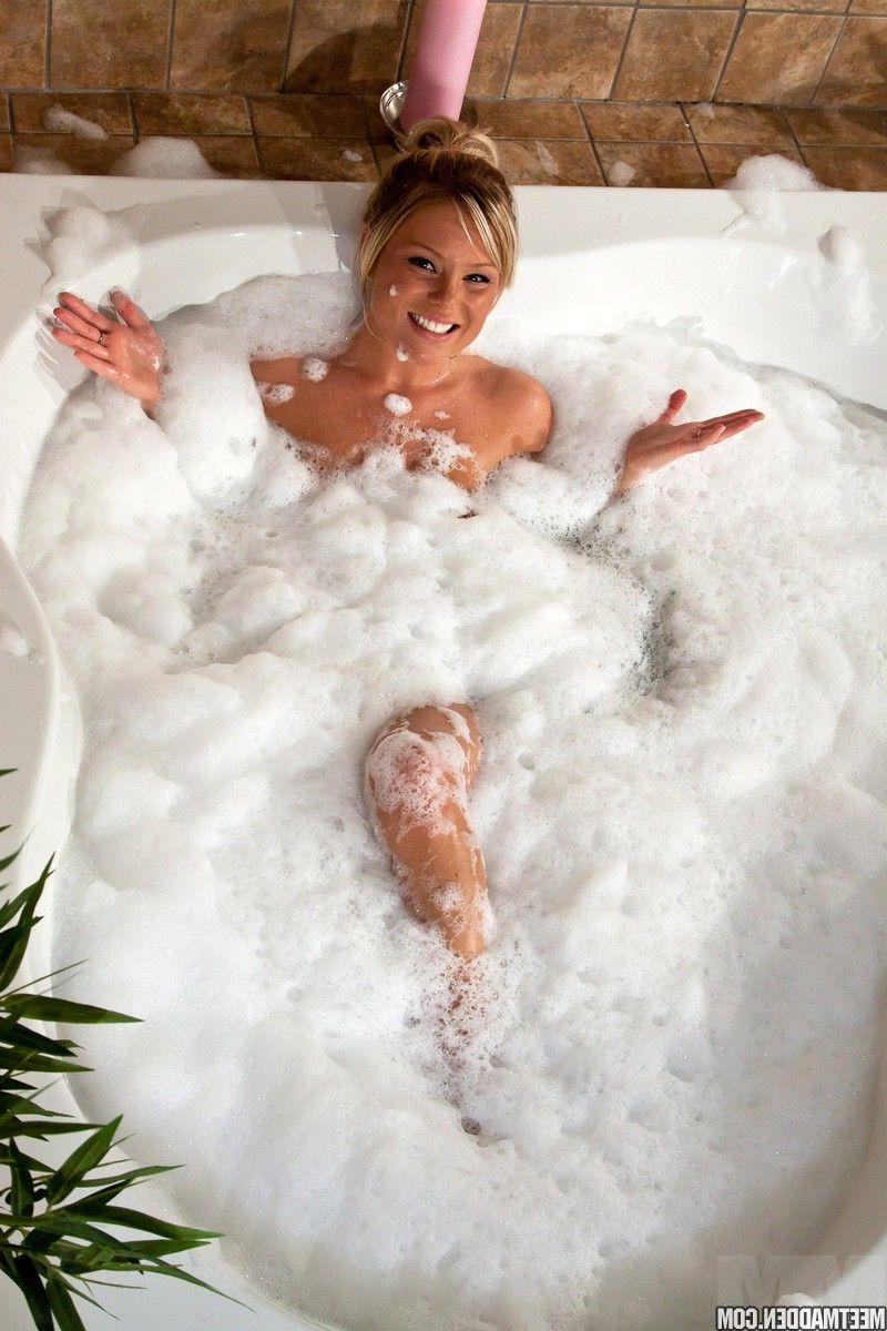15P Pictures of teen star Meet Madden getting hot and wet for you