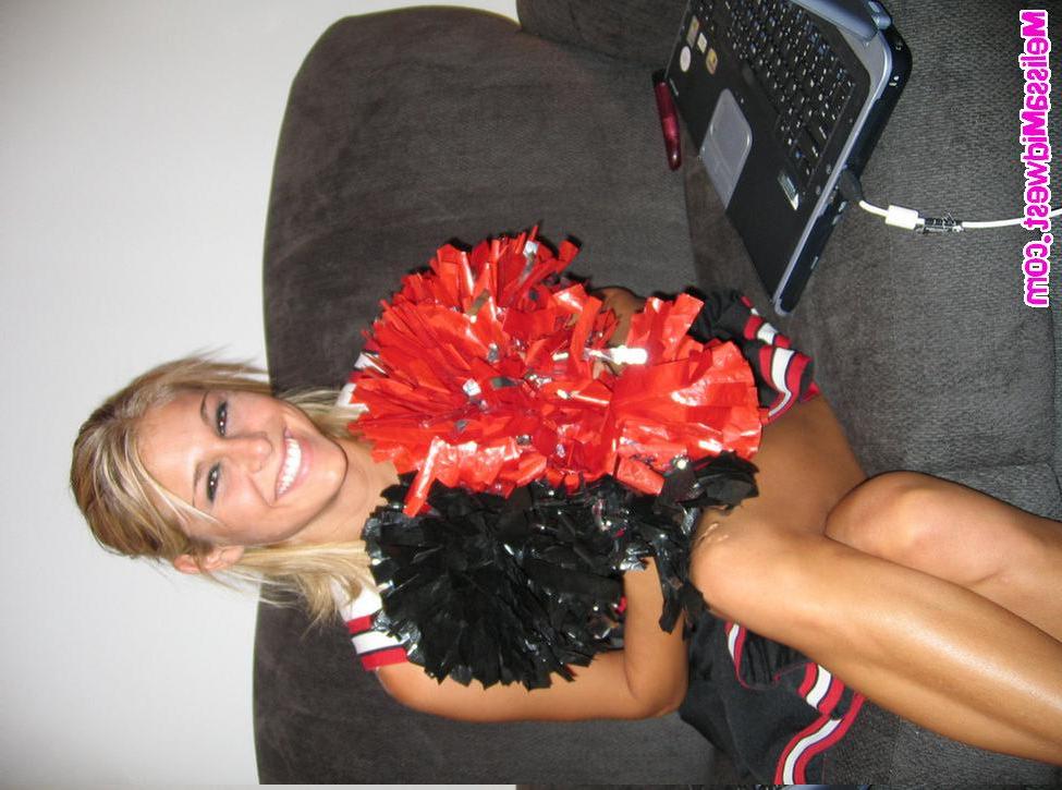 15P Melissa as a hot cheerleader
