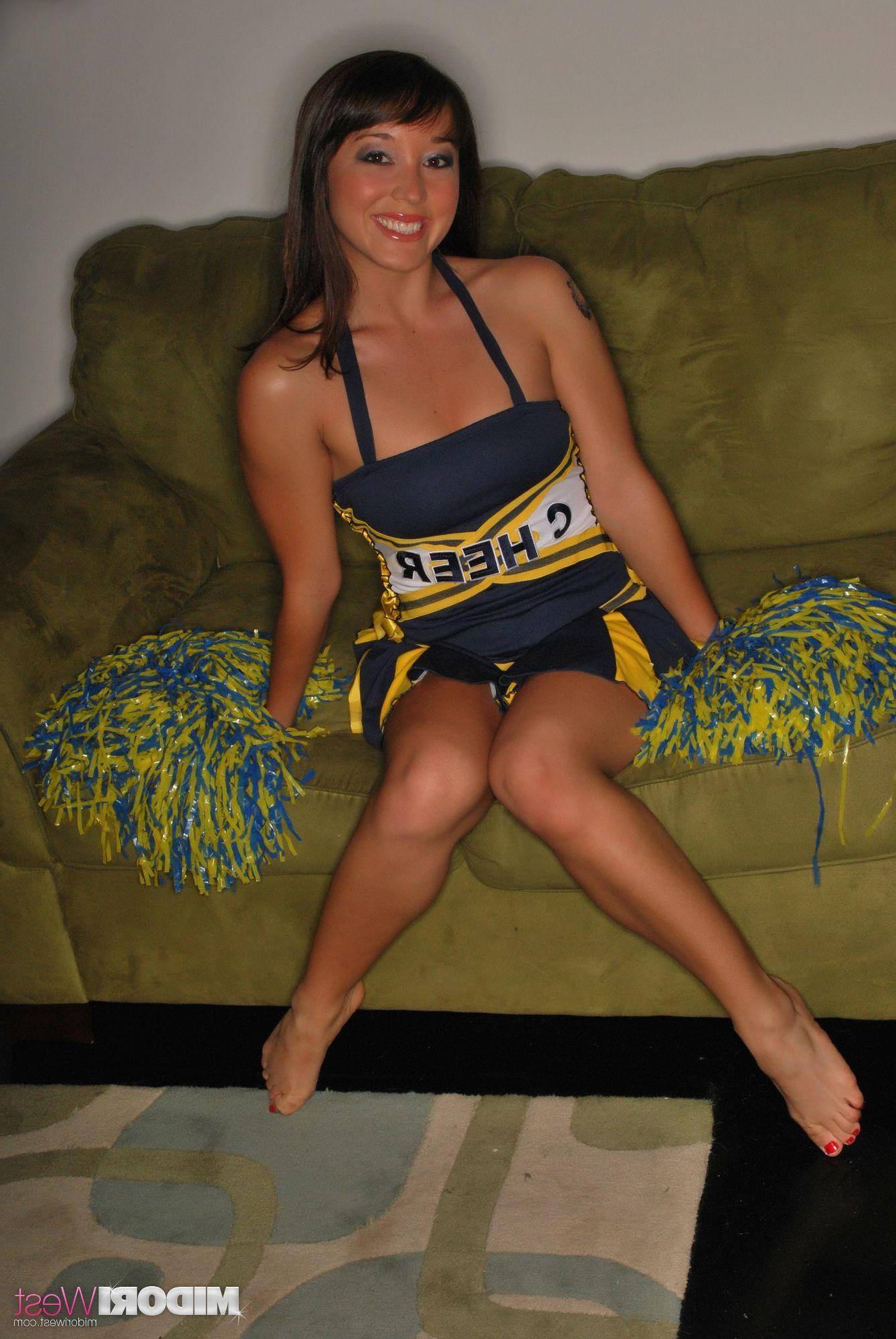 20P Pictures of teen Midori West dressed up as a sexy cheerleader