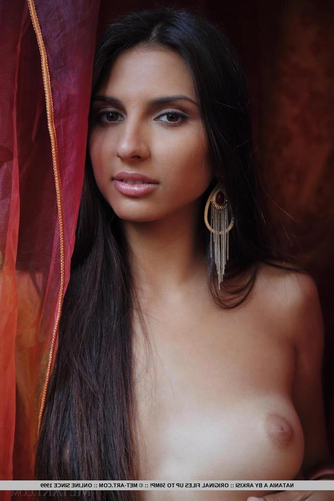 18P Gorgeous model Natania A exposes her tight body just for you
