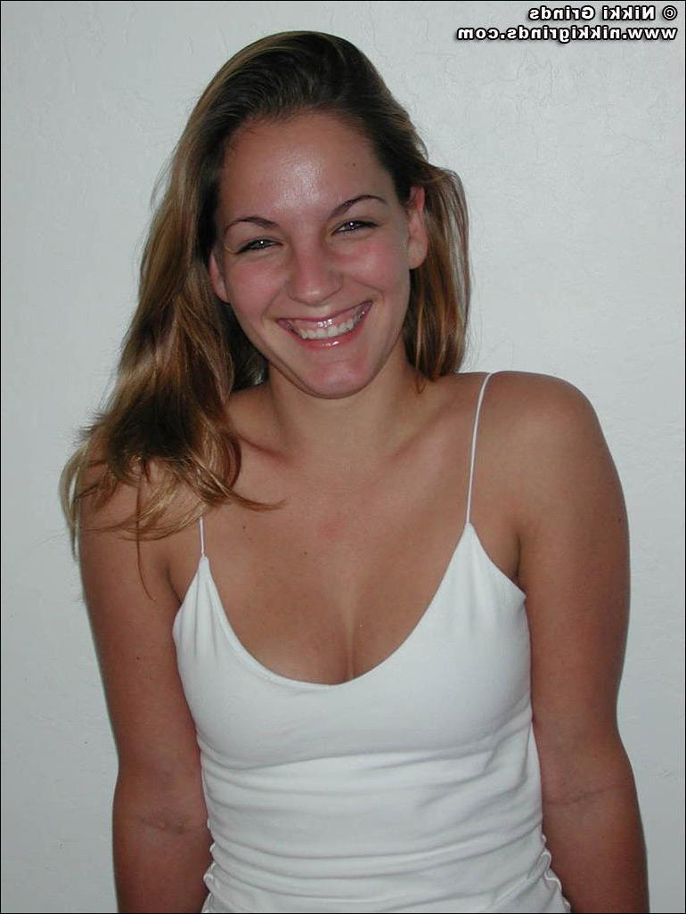 20P Pics of teen Nikki Grinds giving your cock a tease