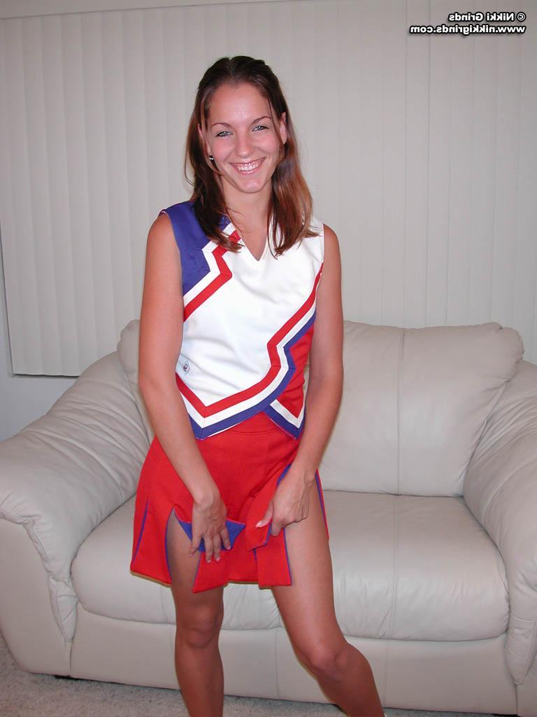 20P Pictures of a cheerleader getting naked