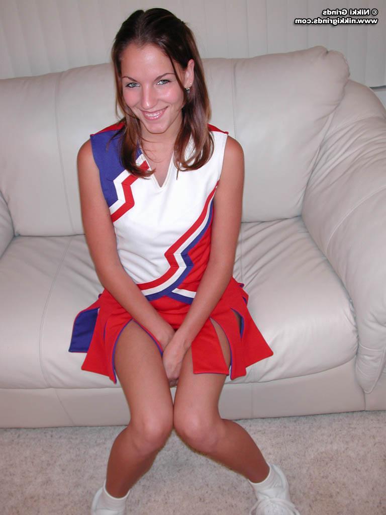20P Pictures of a cheerleader getting naked
