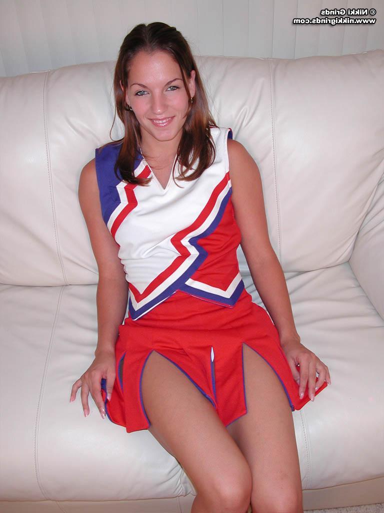 20P Pictures of a cheerleader getting naked