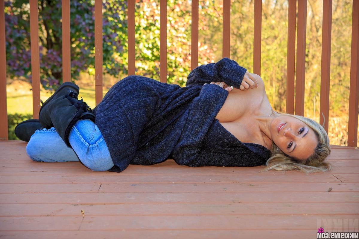 15P Hot girl Nikki Sims teases in her jeans outside in "Autumn Day"