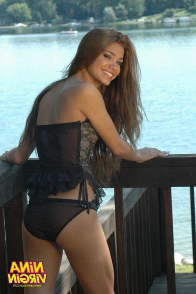 20P Pictures of Nina Virgin giving you a hot tease outside