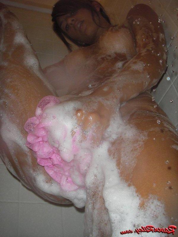 20P Raven riley gives head