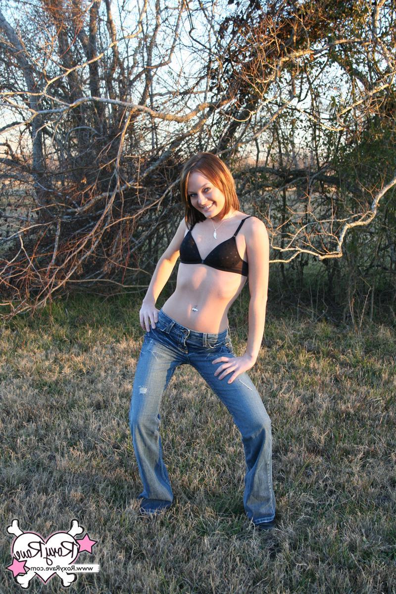 20P Pictures of teen star Roxy Rave teasing outside in her jeans