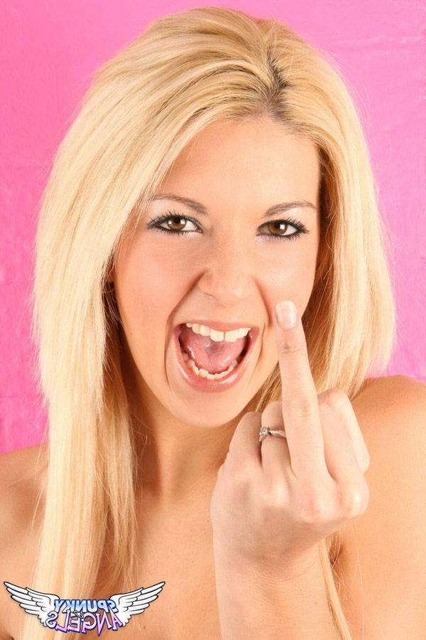 20P Pictures of a hot blonde teen giving you a naughty tease