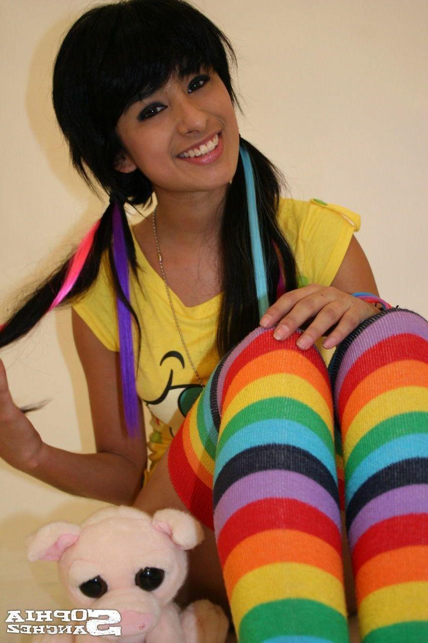 12P Pictures of Sophia Sanchez giving you a tease