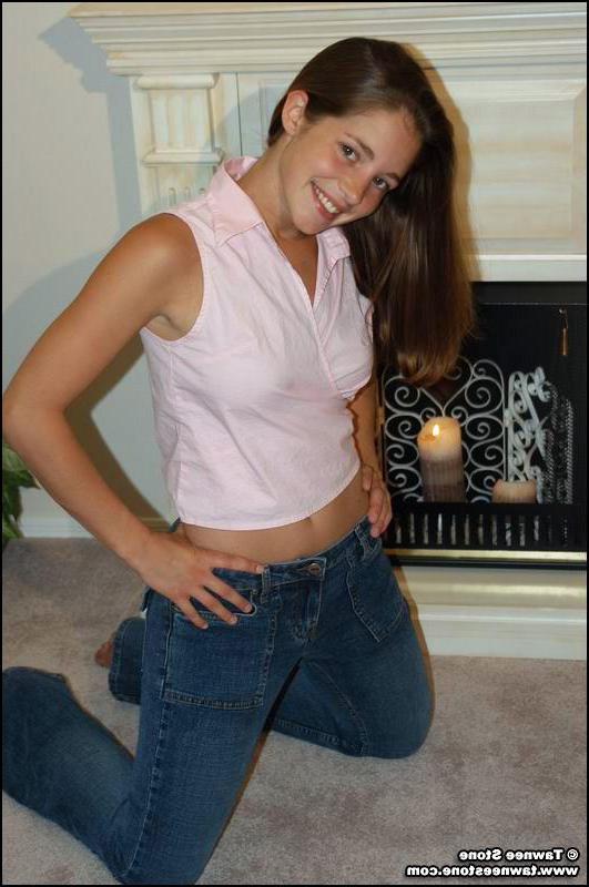 20P Pics of Tawnee Stone giving a nonnude strip-tease