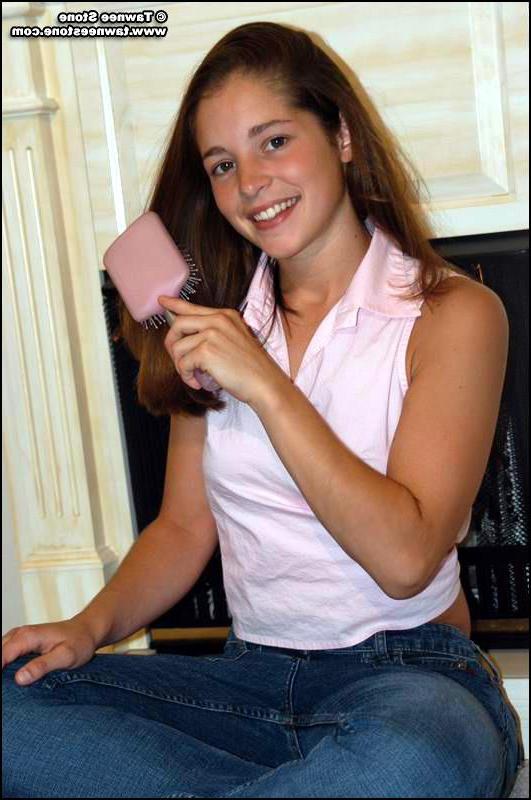 20P Pics of Tawnee Stone giving a nonnude strip-tease