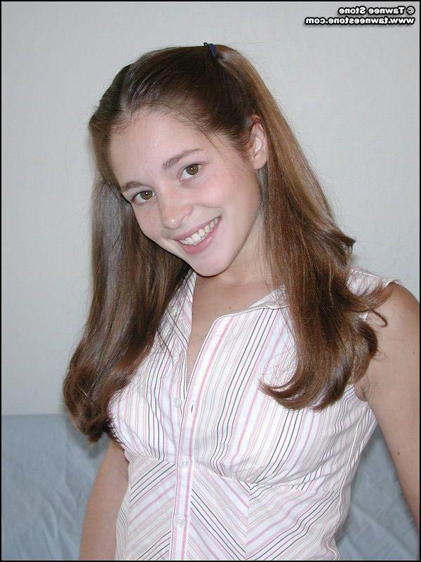 20P Pictures of teen cutie Tawnee Stone giving you her pussy