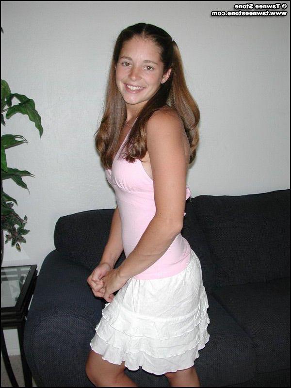 20P Pictures of Tawnee Stone giving you a hot tease