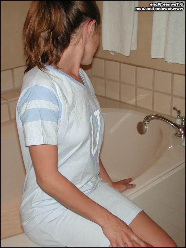 20P Tawnee shows you her tits in the bathroom