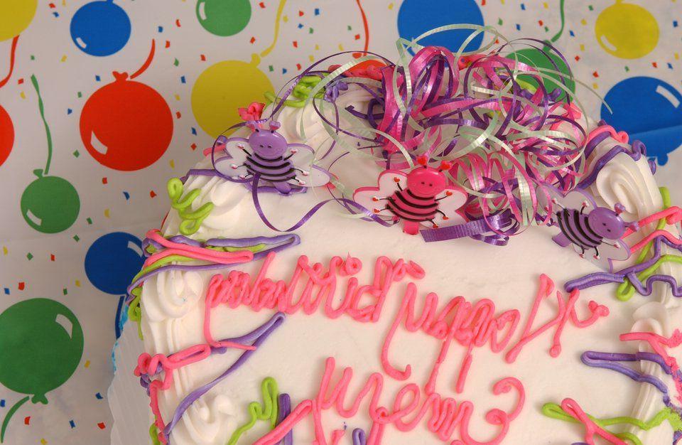 15P Pictures of Teen Emery celebrating her birthday