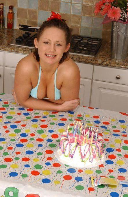 15P Pictures of Teen Emery celebrating her birthday