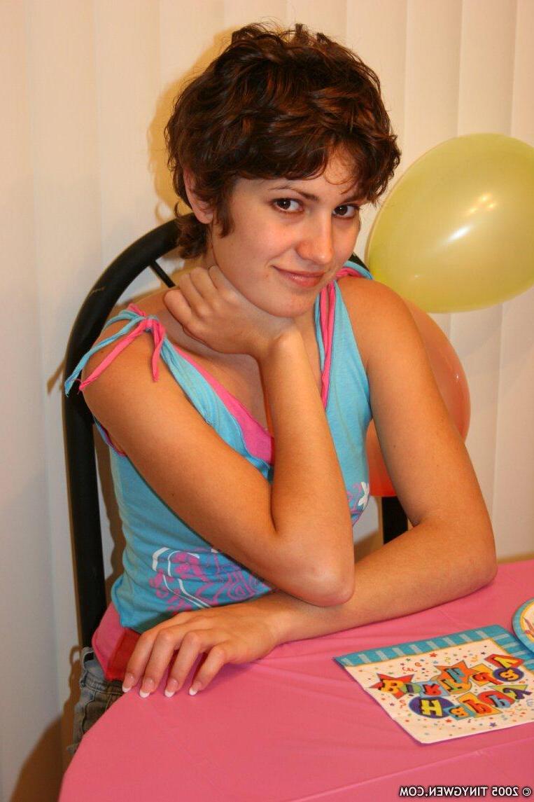 15P Pictures of Tiny Gwen celebrating her 18th birthday