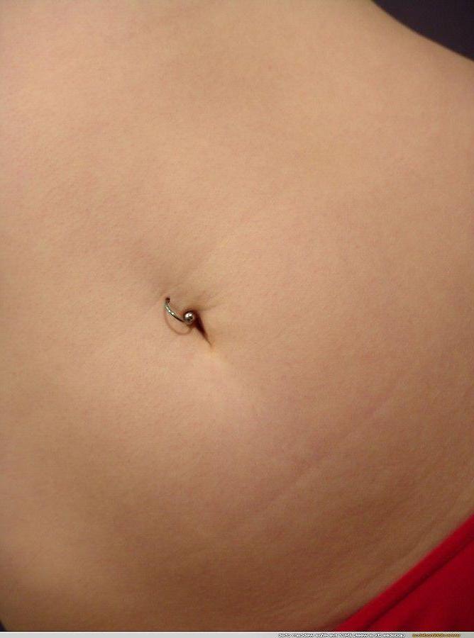 20P Pictures of teen slut Vicki Model exposing her round titties