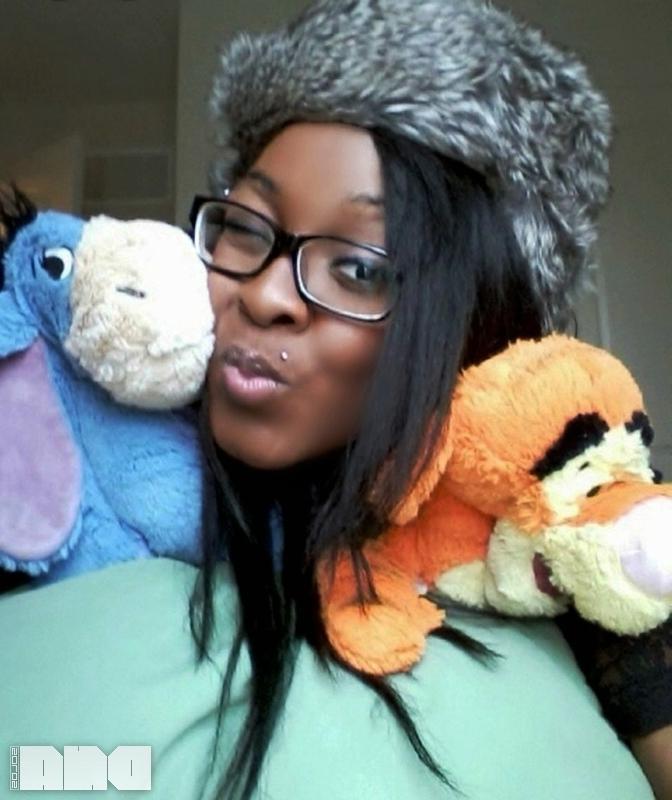 15P Ebony model Tori Sloan shows you her perky boobs