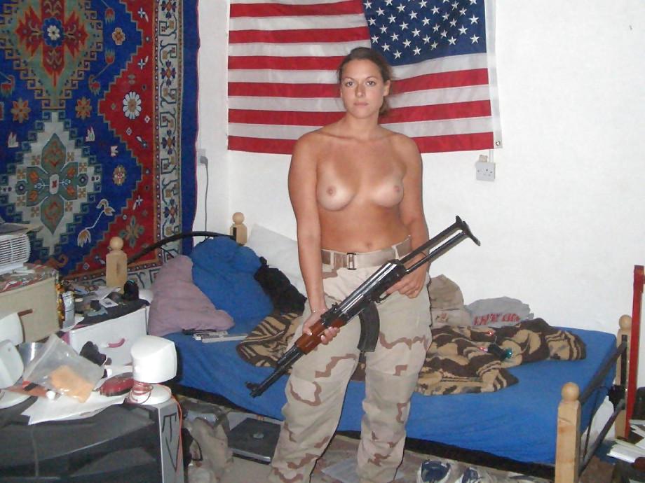 25P Military Girls4 by jimbanon