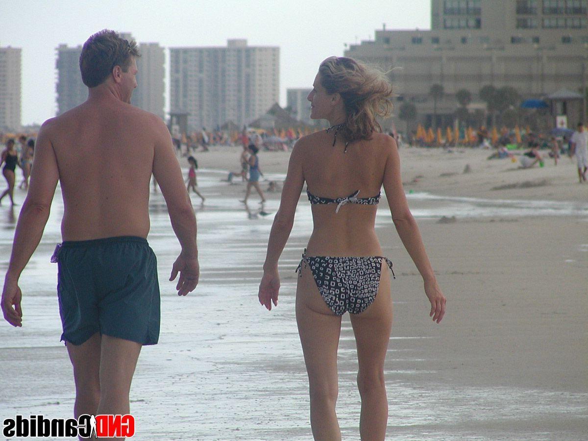 12P Pictures of hot beach teens in bikinis
