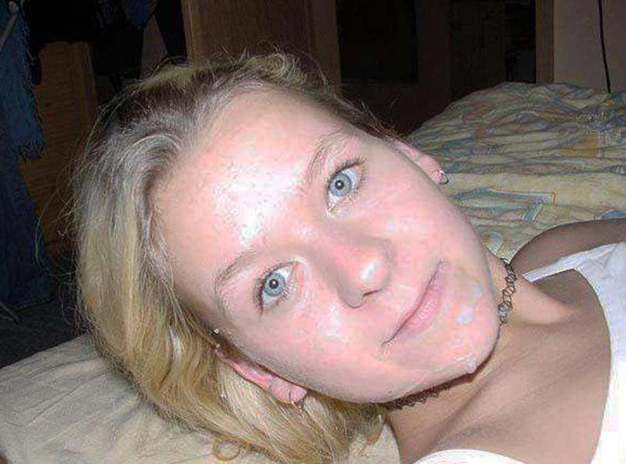 15P Pictures of horny gfs slurping the jizz