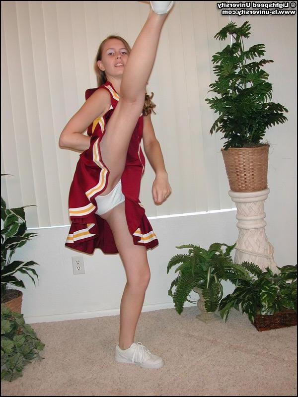 20P Pictures of a hot amateur cheerleader getting naked