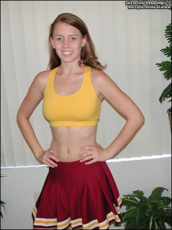 20P Pictures of a hot amateur cheerleader getting naked
