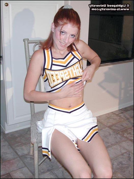 20P Pictures of a hot cheerleader getting naked for you