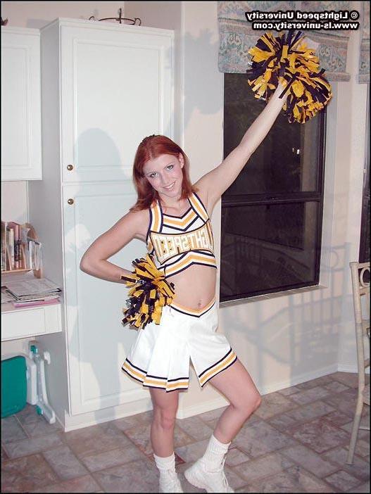 20P Pictures of a hot cheerleader getting naked for you