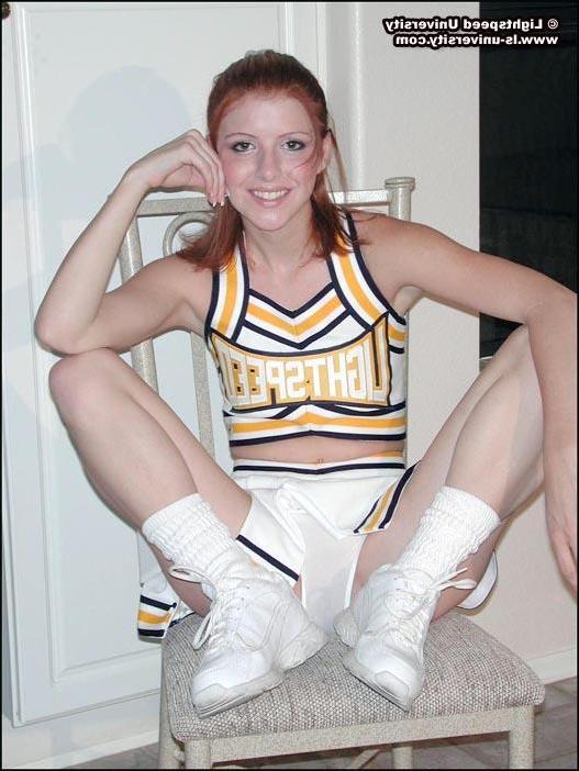 20P Pictures of a hot cheerleader getting naked for you