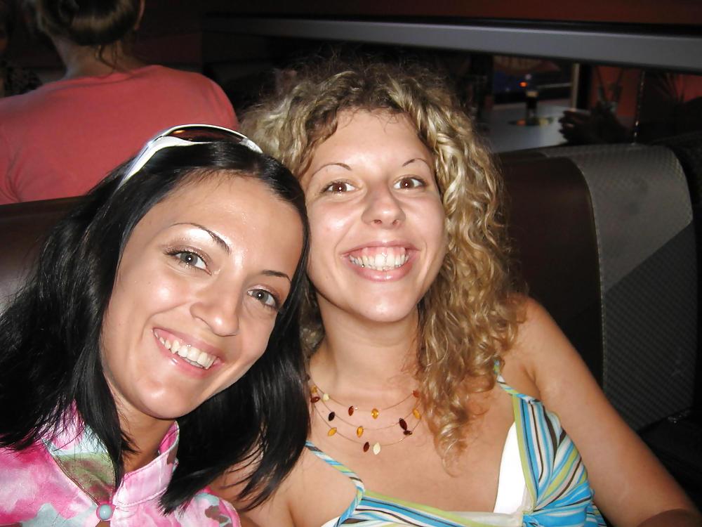 23P Cute Curly Amater Girlfriend