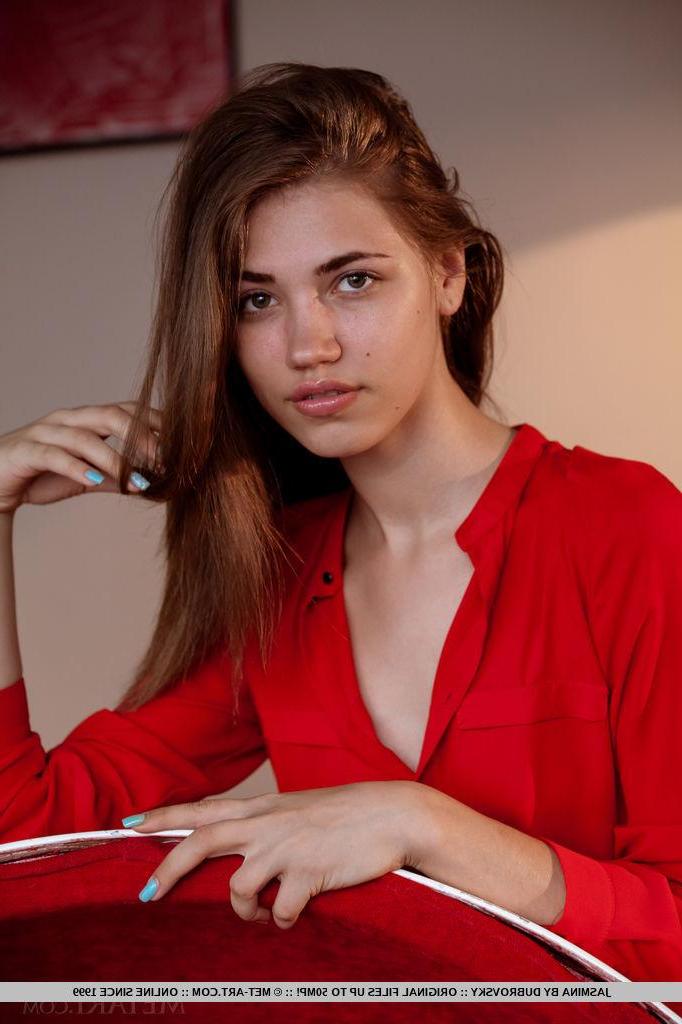 18P Jasmina slips out of her jeans to offer you her tight pussy
