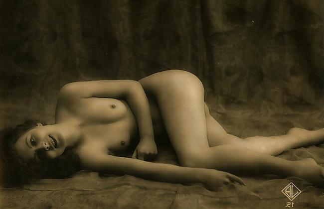 25P Vintage Erotic Photo Art 1 - Various Artists c. 1880