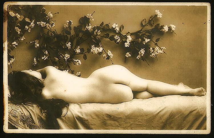 25P Vintage Erotic Photo Art 1 - Various Artists c. 1880