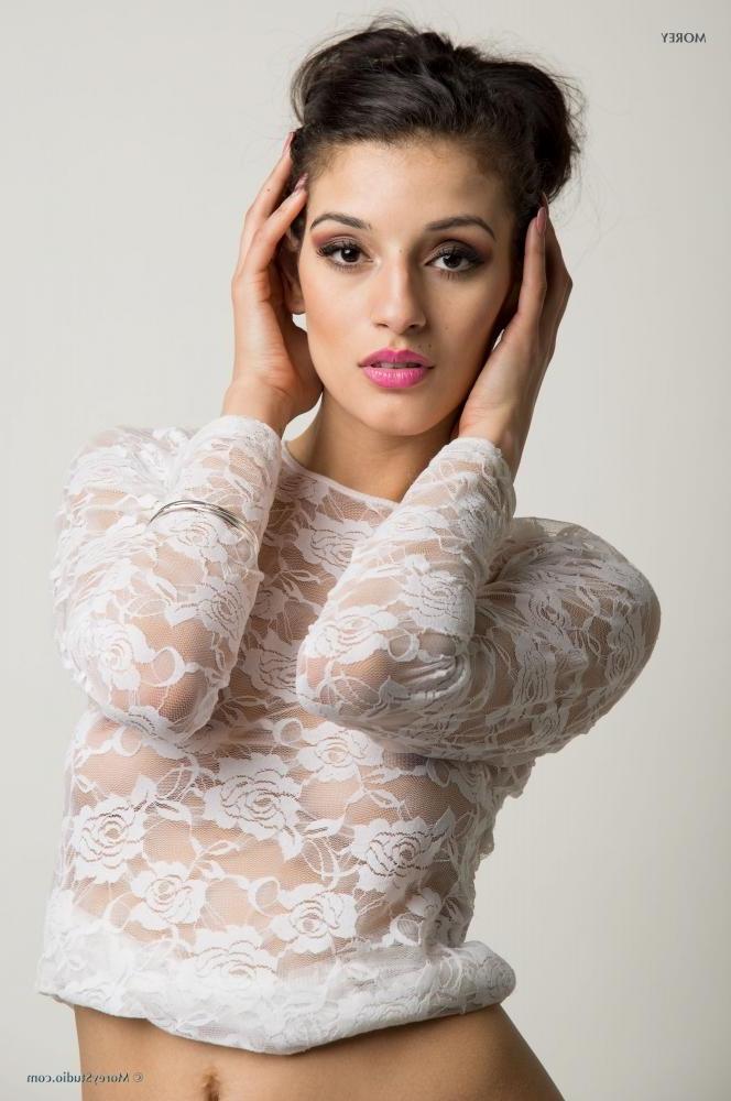 11P Brunette model Shanoor has some fun in the studio