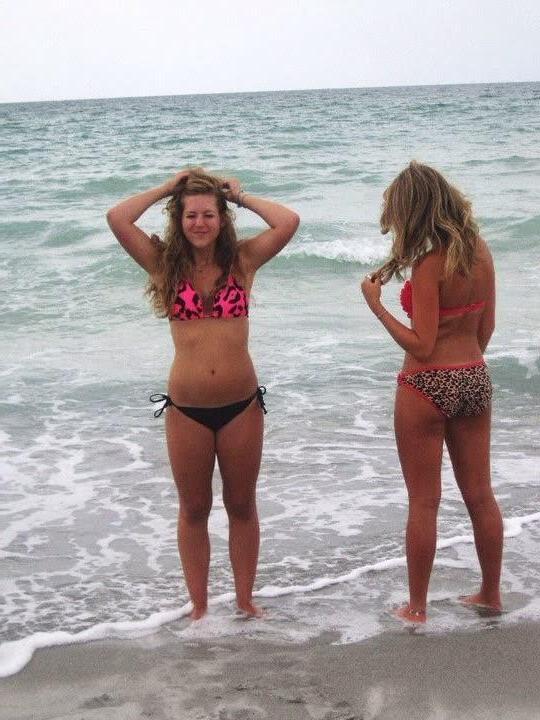 10P Hot college coeds show off in their sexy bikinis