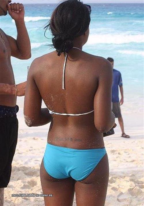 15P Gallery of random bikini pics from these sexy amateur GFs