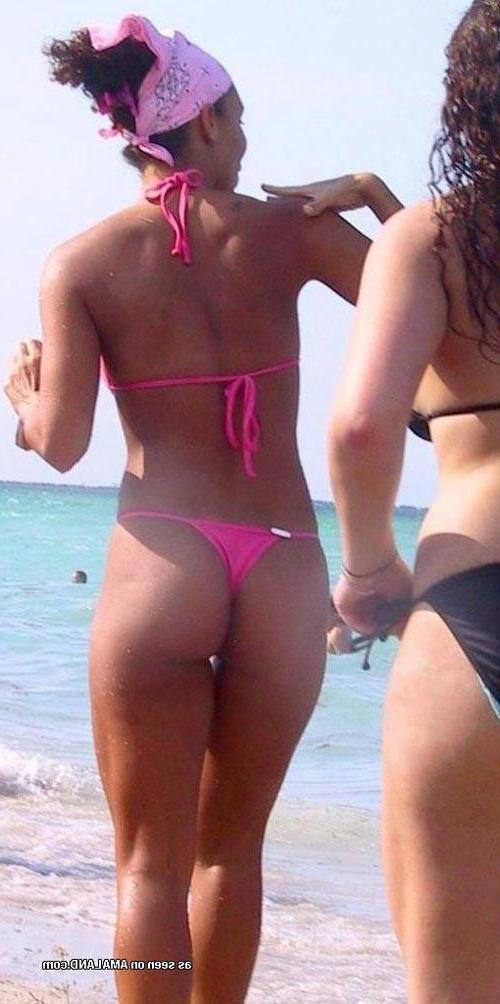 15P Gallery of random bikini pics from these sexy amateur GFs