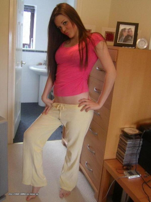 15P Collection of a sexy horny chick giving hot and kinky head