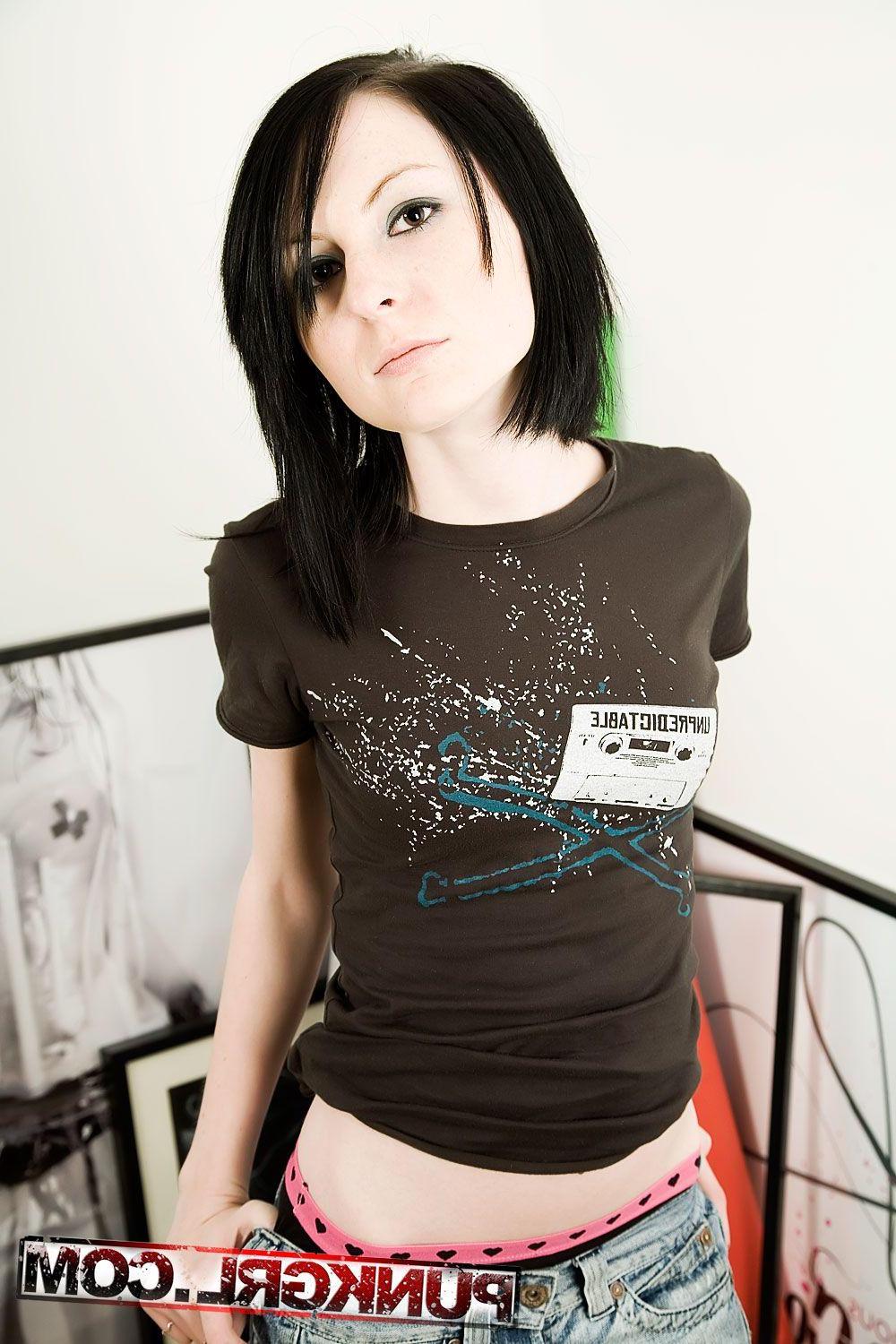 20P Pictures of hot teen Izzy giving you a strip tease