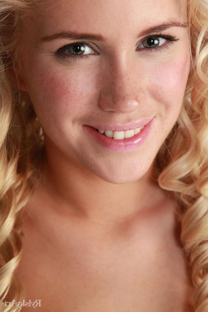 16P Blonde beauty Paige strips for you in the studio