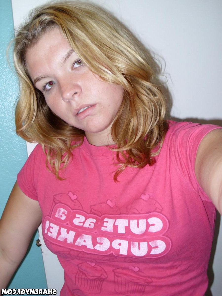 12P Blonde GF takes selfies of her tits and pussy in the bathroom